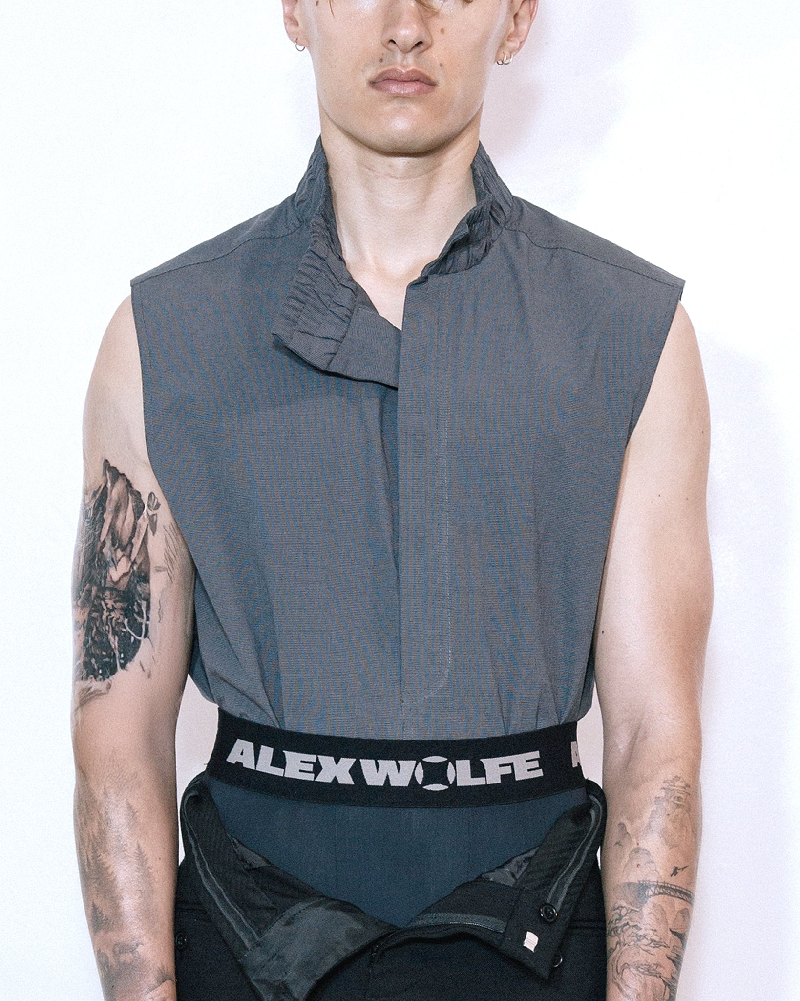 SLEEVELESS BOXER SHIRT GREY